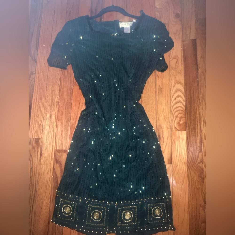 A.J Bari dress